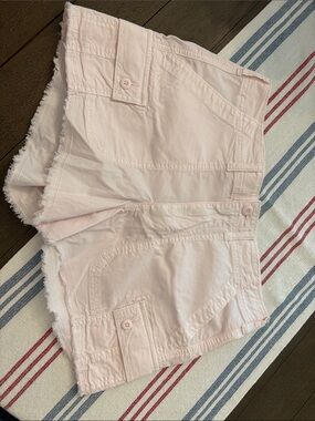 American Eagle Outfitters Light Pink Frayed Hem Cargo Shorts